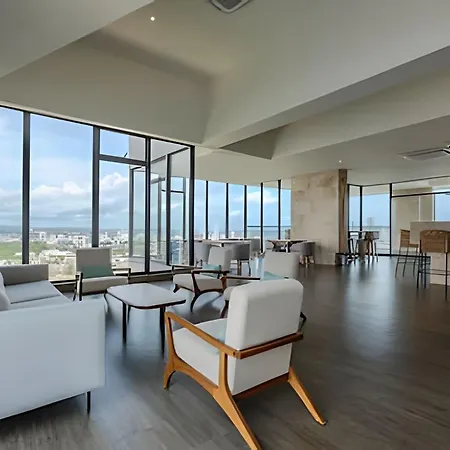 New Panoramic View, Infinite Pool/historic Center Apartamento