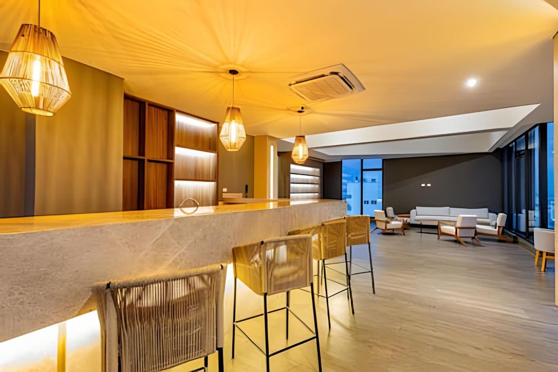 Apartamento New Panoramic View, Infinite Pool/historic Center *