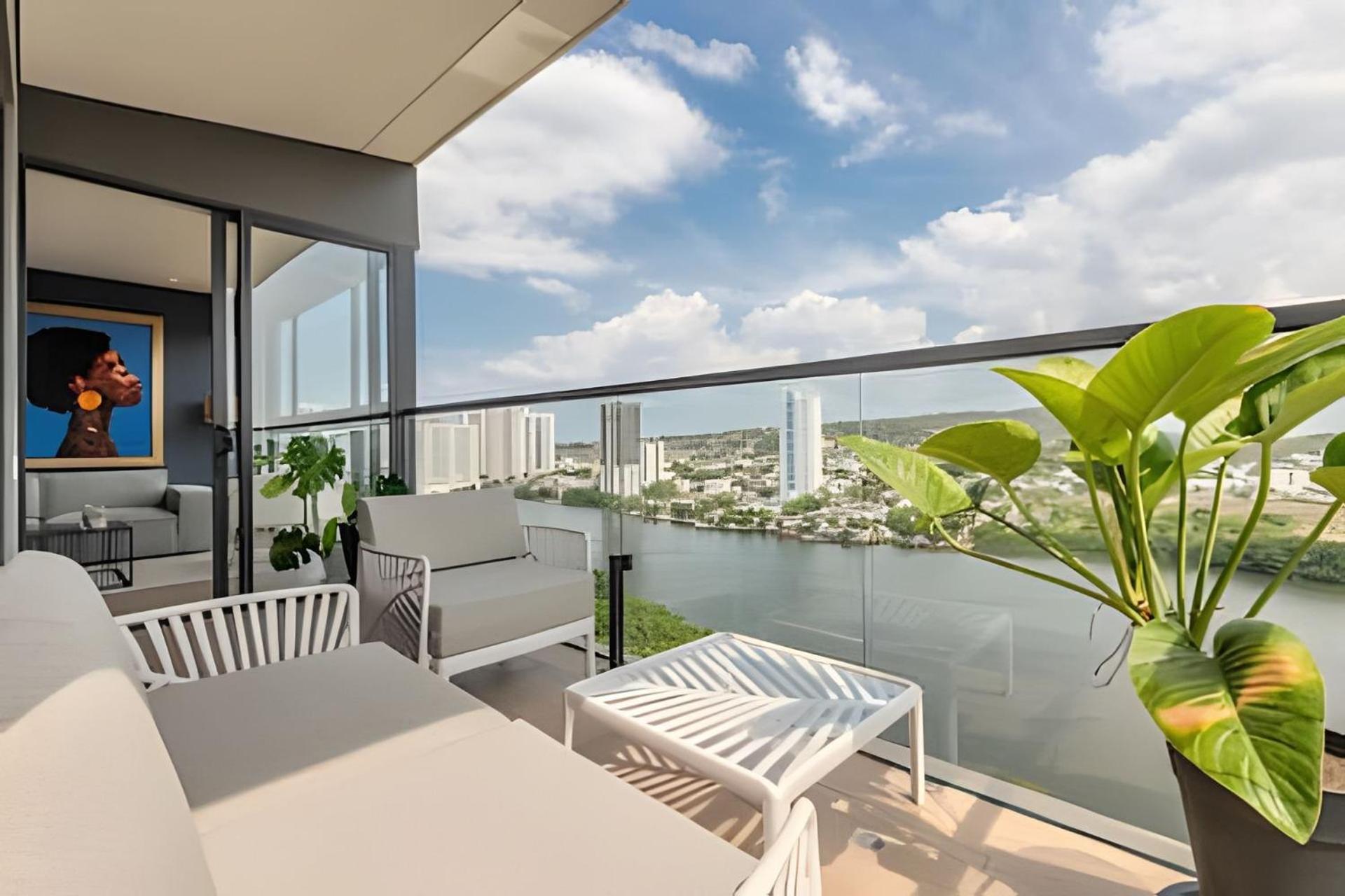 Apartamento New Panoramic View, Infinite Pool/historic Center *